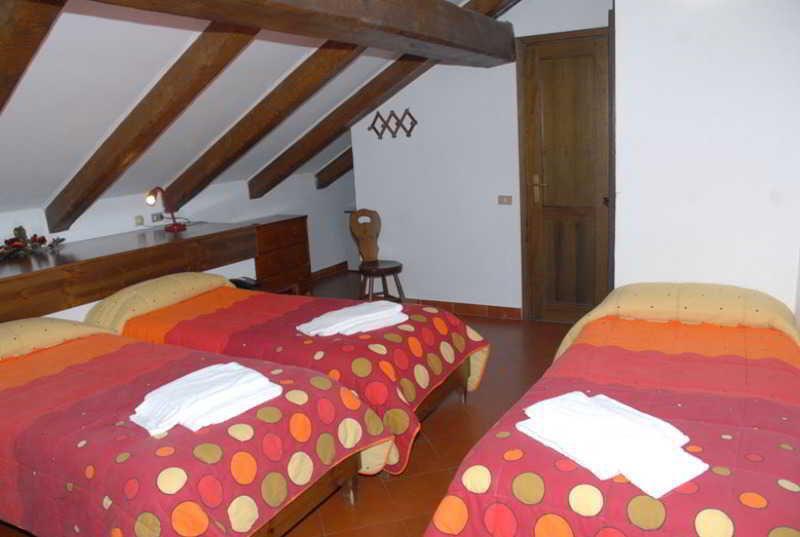 Hotel Biancaneve Colle Colle Sestriere Buitenkant foto