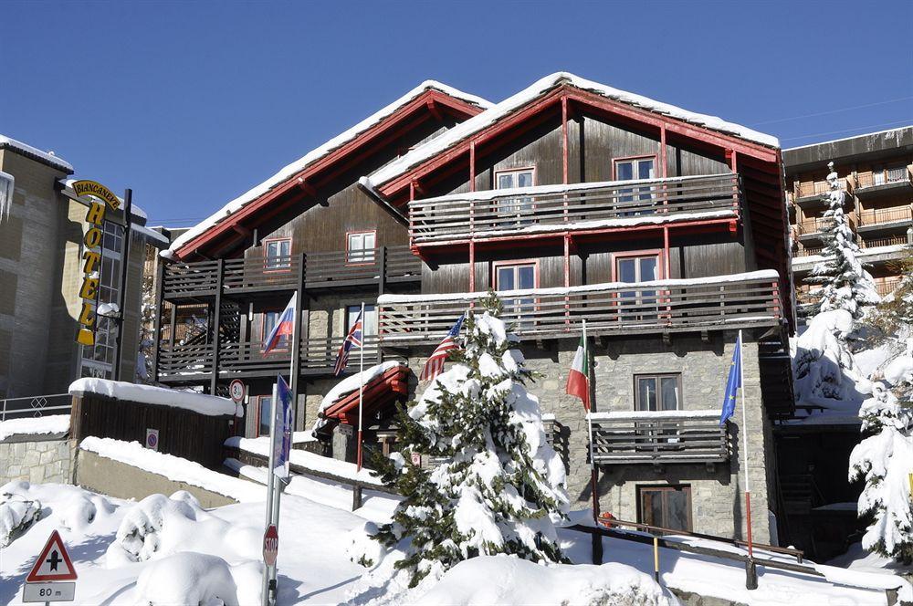 Hotel Biancaneve Colle Colle Sestriere Buitenkant foto